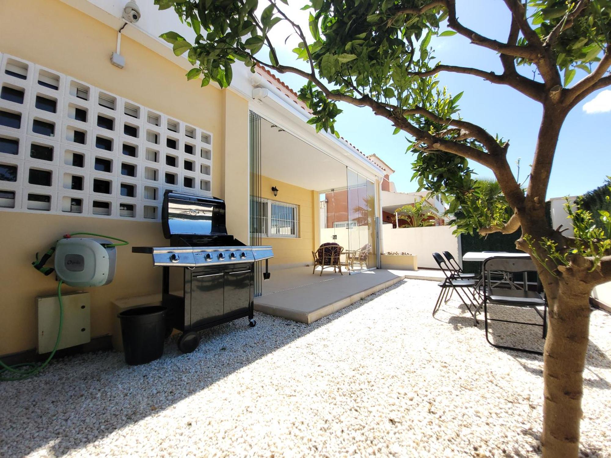 Chalet Adosado Acogedor Busot Alicante Dış mekan fotoğraf